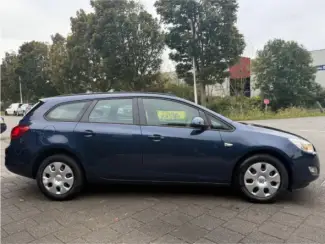 Astra Opel Astra Sports Tourer