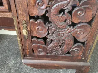 Meubels | Kasten Bureau snijwerk